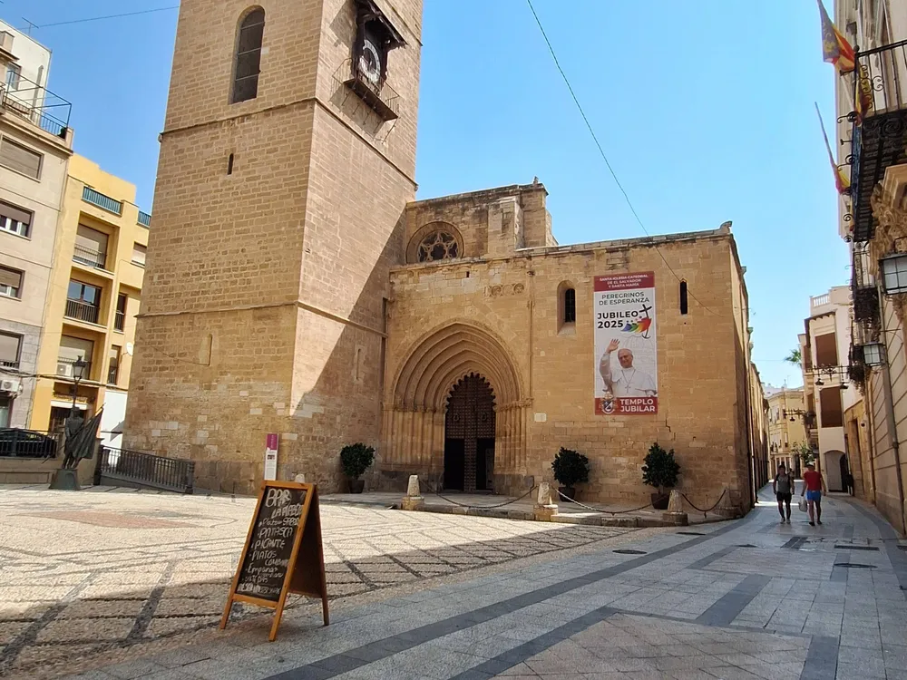 Catedral del Salvador y Santa María